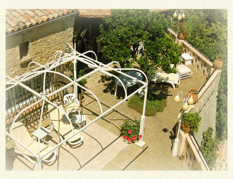 Acc�s place N.D. de la Protection